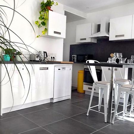 Beautifully Bright Apartment In Old Town Saint-Tropez Kültér fotó