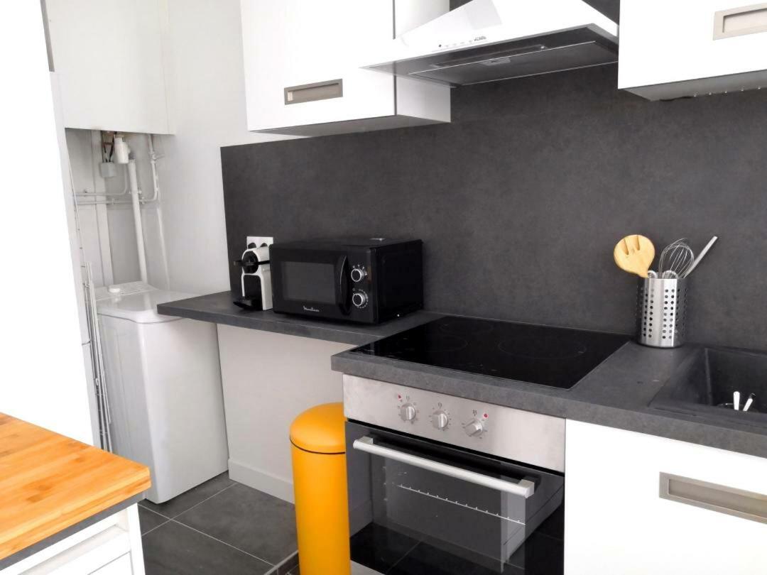 Beautifully Bright Apartment In Old Town Saint-Tropez Kültér fotó