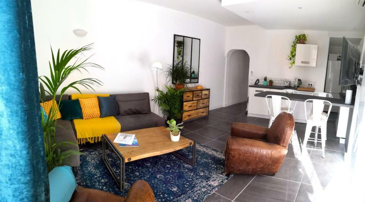 Beautifully Bright Apartment In Old Town Saint-Tropez Kültér fotó