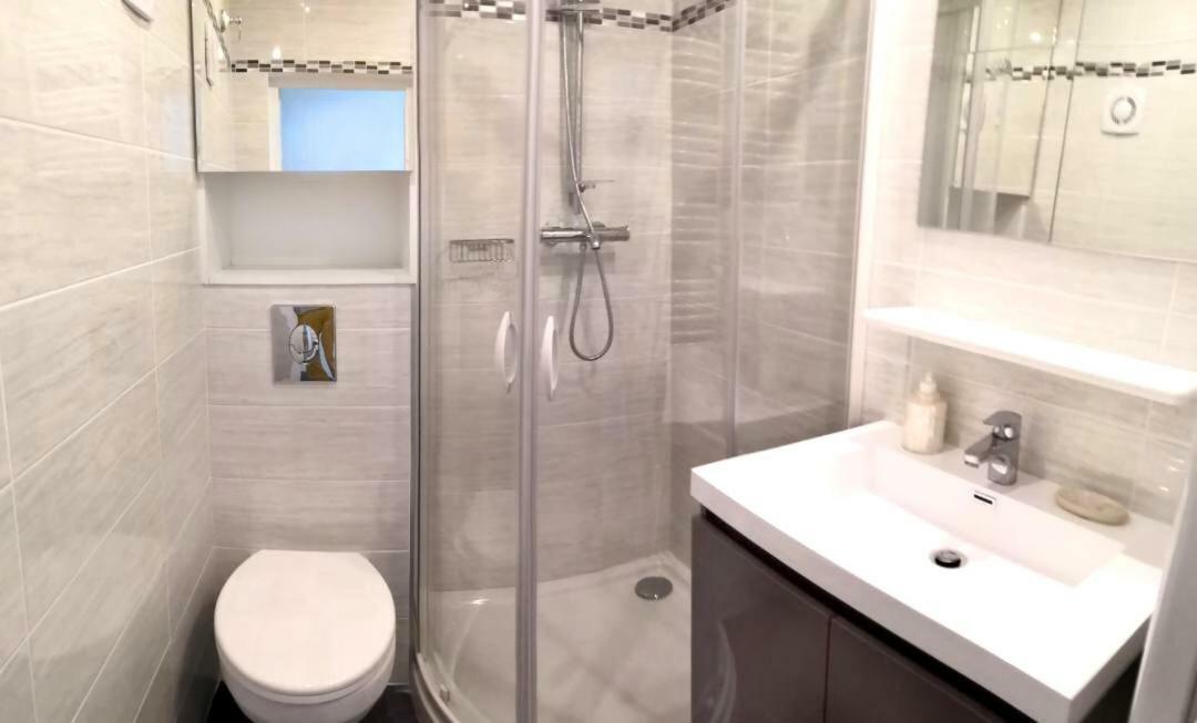 Beautifully Bright Apartment In Old Town Saint-Tropez Kültér fotó